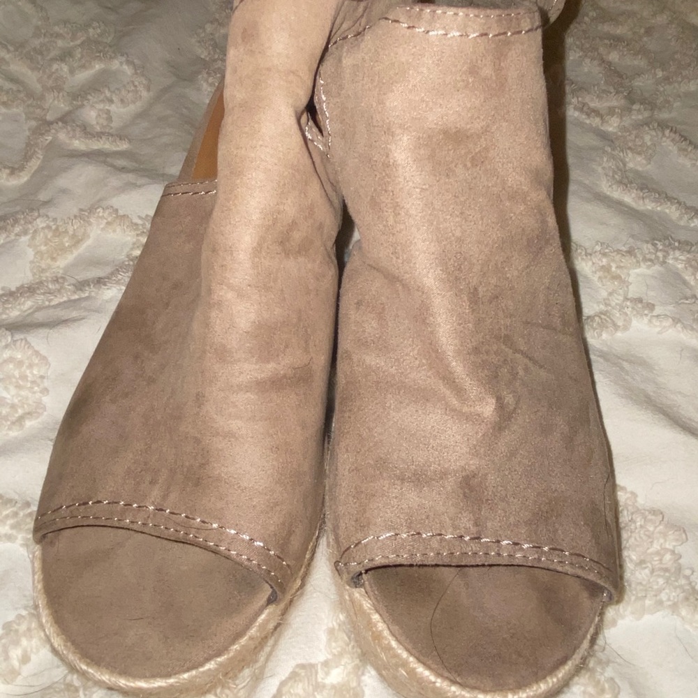 Women’s wedges